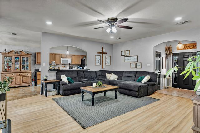 351 Meador Lane, Burleson, TX 76028