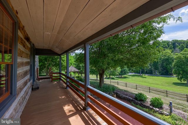 3646 MEADOW VIEW RD, Manheim, PA 17545