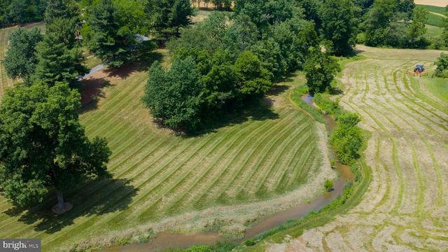3646 MEADOW VIEW RD, Manheim, PA 17545