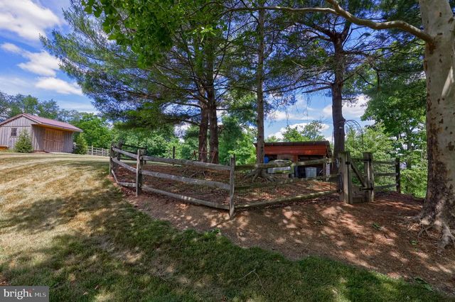 3646 MEADOW VIEW RD, Manheim, PA 17545