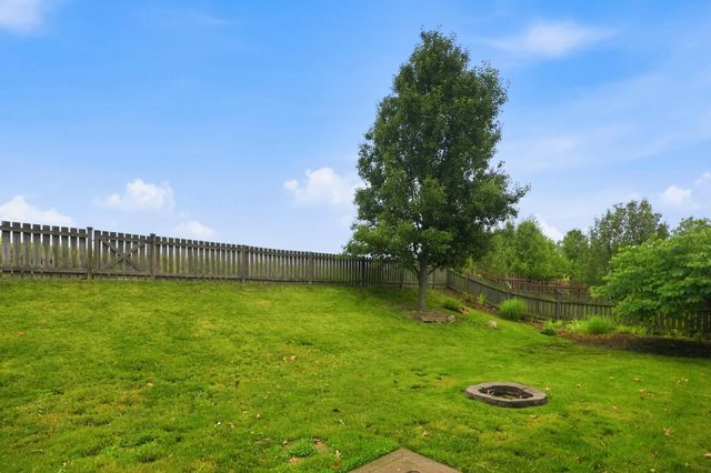 6140 N GREGORY DR, Columbia, MO 65202