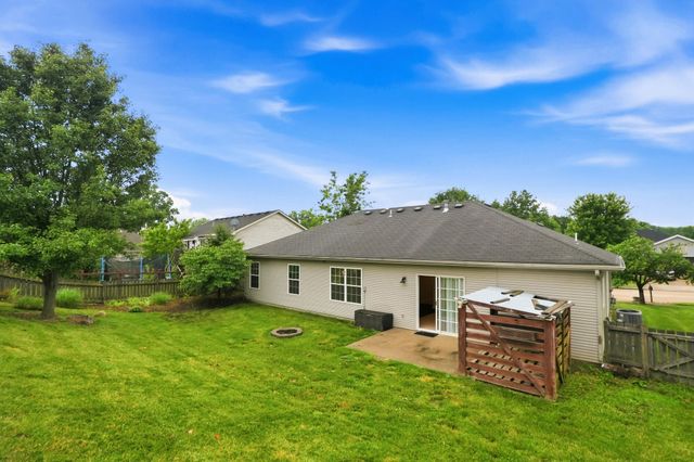 6140 N GREGORY DR, Columbia, MO 65202
