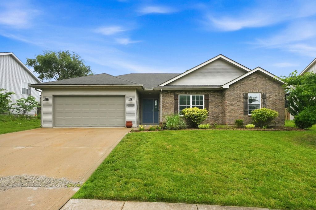 6140 N GREGORY DR, Columbia, MO 65202