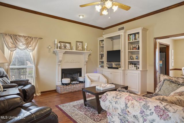 725 Bay Tree Drive, Flowood, MS 39232