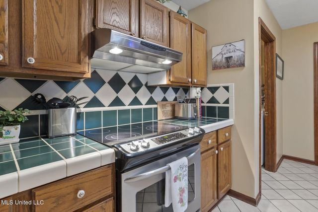 725 Bay Tree Drive, Flowood, MS 39232