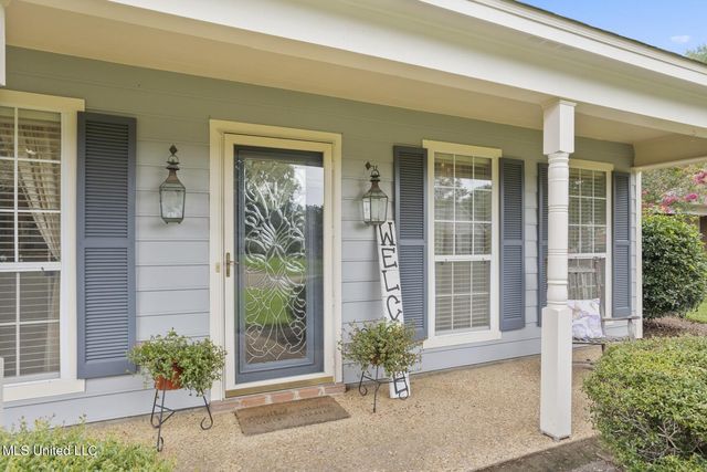 725 Bay Tree Drive, Flowood, MS 39232