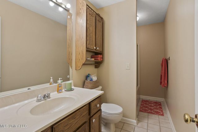 725 Bay Tree Drive, Flowood, MS 39232