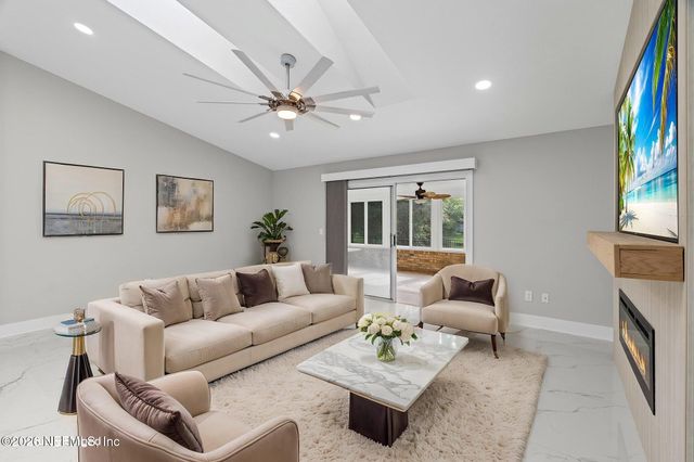 10346 TRIPLE CROWN Avenue, Jacksonville, FL 32257