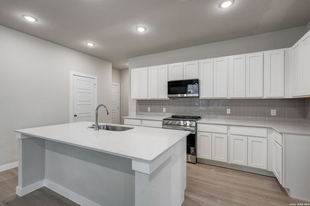 5607 Franklin Hills, Von Ormy, TX 78073