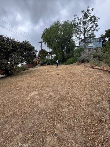 2106 Roselin, Los Angeles, CA 90039