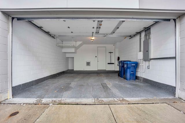 1017 N Cleveland Avenue 4, Chicago, IL 60610