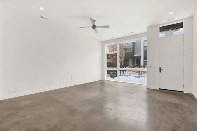 1017 N Cleveland Avenue 4, Chicago, IL 60610