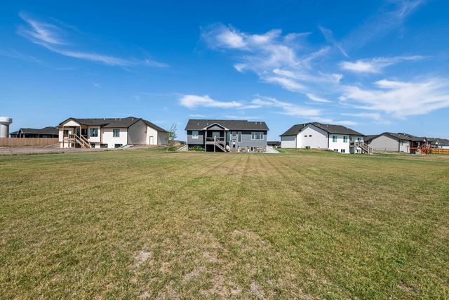5484 N Toben Dr., Bel Aire, KS 67226