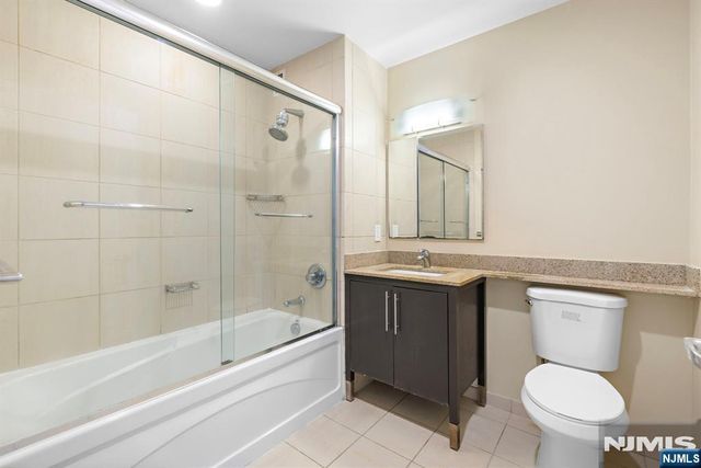 20 Newport Parkway 1209, Jersey City, NJ 07310