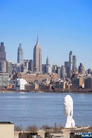 20 Newport Parkway 1209, Jersey City, NJ 07310