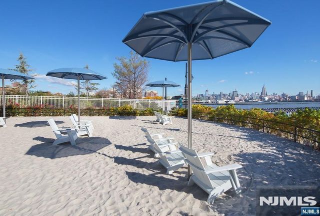 20 Newport Parkway 1209, Jersey City, NJ 07310