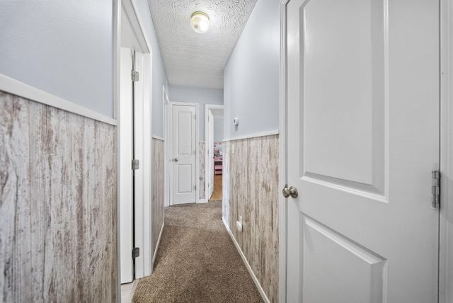 44 Ashton Drive, Ashville, OH 43103