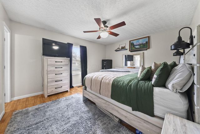 44 Ashton Drive, Ashville, OH 43103