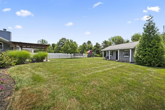 44 Ashton Drive, Ashville, OH 43103