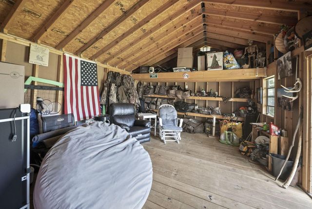 44 Ashton Drive, Ashville, OH 43103