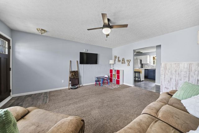 44 Ashton Drive, Ashville, OH 43103