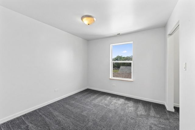207 S Ottawa Street, Joliet, IL 60436
