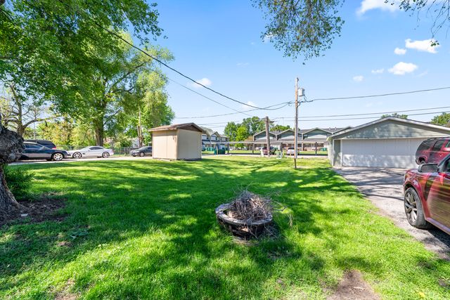 207 S Ottawa Street, Joliet, IL 60436