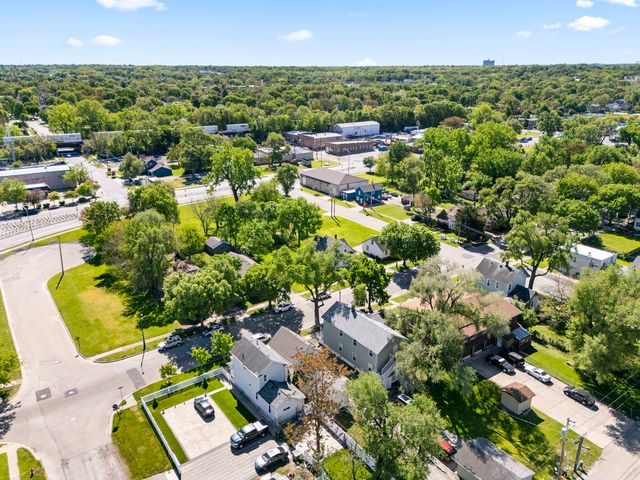 207 S Ottawa Street, Joliet, IL 60436