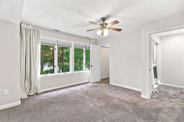 78 Pointe Rok Drive 78, Worcester, MA 01604