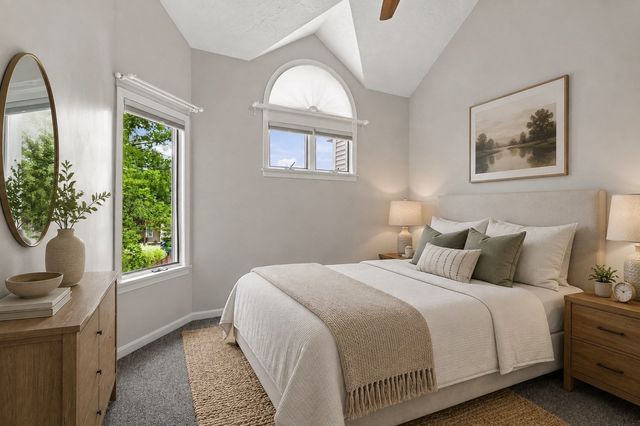78 Pointe Rok Drive 78, Worcester, MA 01604