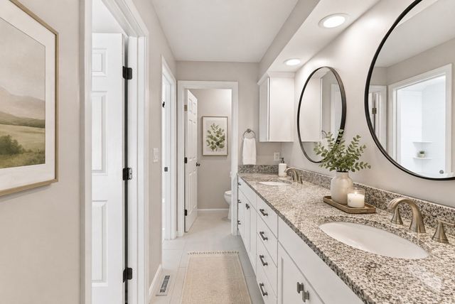 78 Pointe Rok Drive 78, Worcester, MA 01604