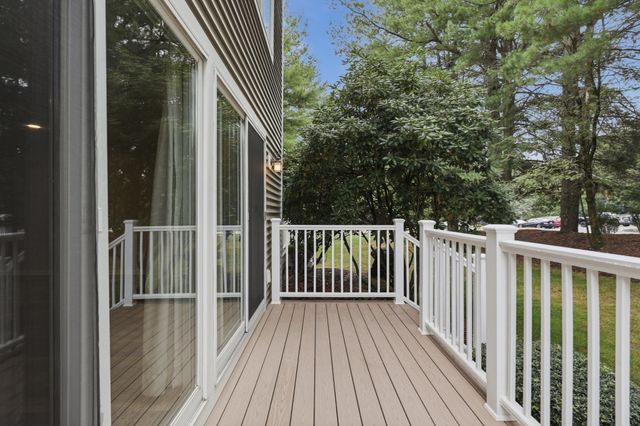 78 Pointe Rok Drive 78, Worcester, MA 01604