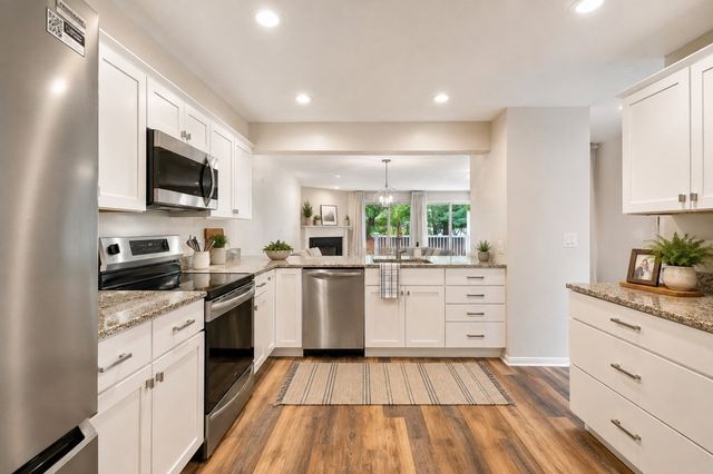 78 Pointe Rok Drive 78, Worcester, MA 01604