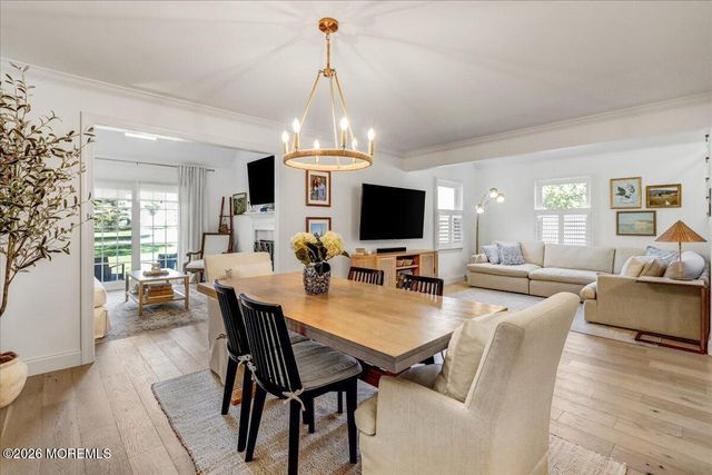 6 Longfellow Court, Freehold, NJ 07728