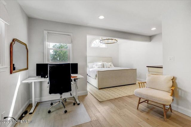 6 Longfellow Court, Freehold, NJ 07728