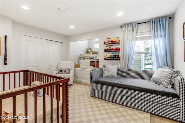 6 Longfellow Court, Freehold, NJ 07728