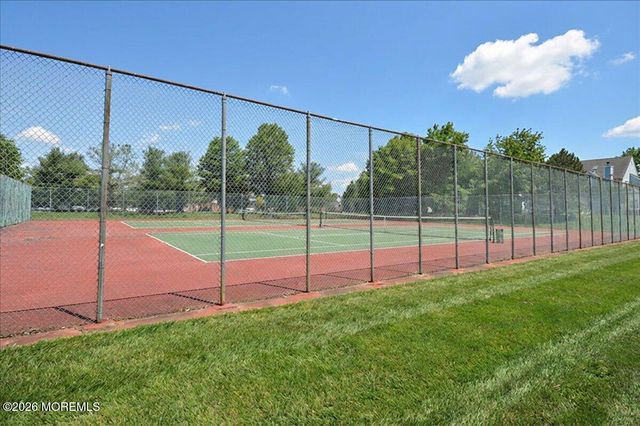 6 Longfellow Court, Freehold, NJ 07728