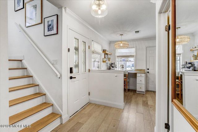 6 Longfellow Court, Freehold, NJ 07728