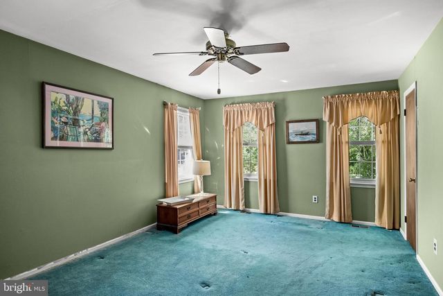 518 ADAMS LN, Southampton, NJ 08088