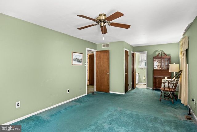 518 ADAMS LN, Southampton, NJ 08088