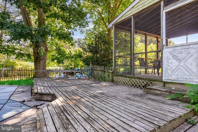 518 ADAMS LN, Southampton, NJ 08088