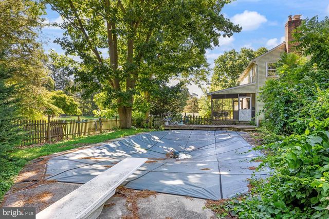 518 ADAMS LN, Southampton, NJ 08088
