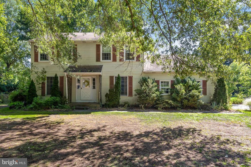 518 ADAMS LN, Southampton, NJ 08088