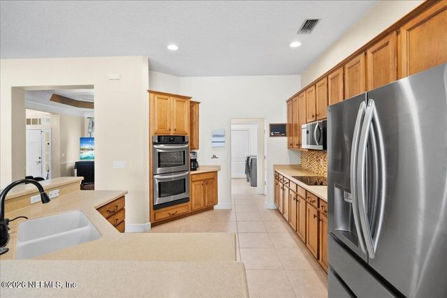 2470 COUNTRY SIDE Drive, Fleming Island, FL 32003