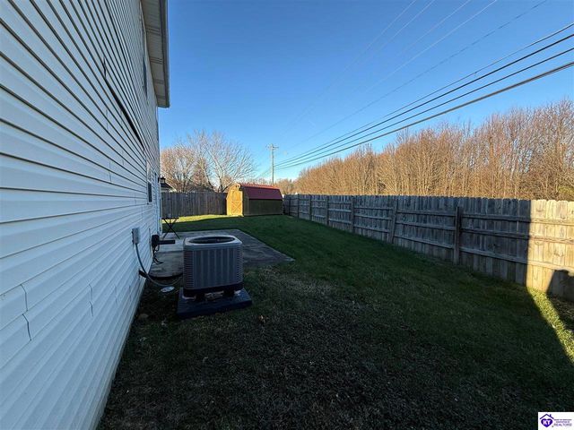 111 Calumet Court, Elizabethtown, KY 42701