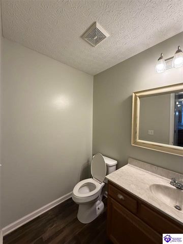 111 Calumet Court, Elizabethtown, KY 42701