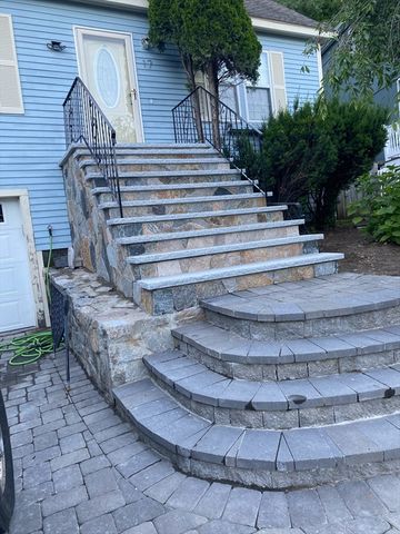 17 Azalea Ln 17, Marlborough, MA 01752