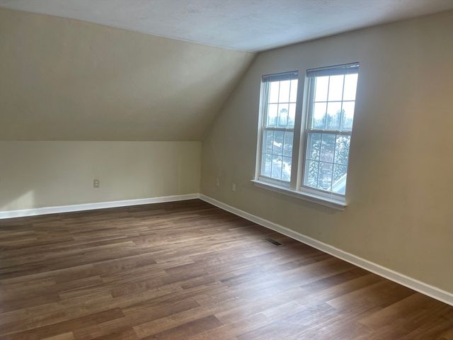 17 Azalea Ln 17, Marlborough, MA 01752