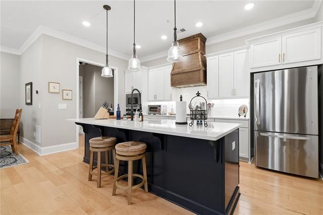 1932 Finnish Lane, Kennesaw, GA 30152