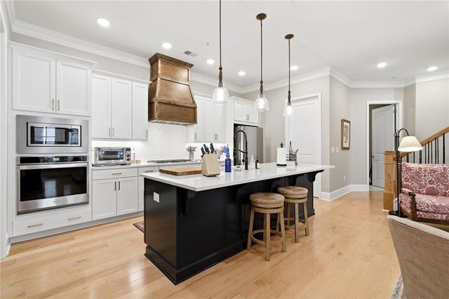 1932 Finnish Lane, Kennesaw, GA 30152
